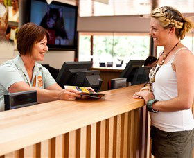 Savannah Visitor Plaza, Taronga Western Plains Zoo Dubbo - Accommodation Yamba 6