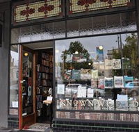 The Known World Bookshop  Boutique City Apartment - Accommodation Yamba