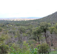 Ben Hall's Cave walking track - Accommodation Yamba