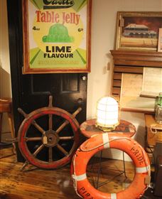 Peachtree Antiques - Accommodation Yamba 4