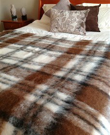 Australian Alpaca Barn - Morpeth - Accommodation Yamba 2