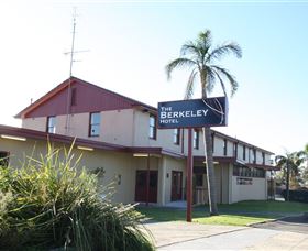 The Berkeley Hotel - Accommodation Yamba 0