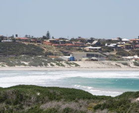 Back Beach - Geraldton - Accommodation Yamba 0