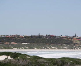 Back Beach - Geraldton - Accommodation Yamba 1