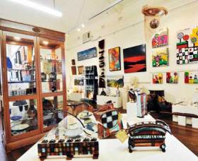 Nimbin Artists Gallery - Accommodation Yamba 0