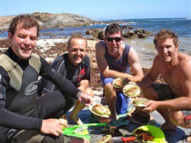 Goin' Off Safaris - Accommodation Yamba 14