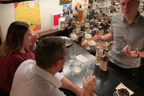 Melbourne History & Whisky Bars Tour - Accommodation Yamba 6