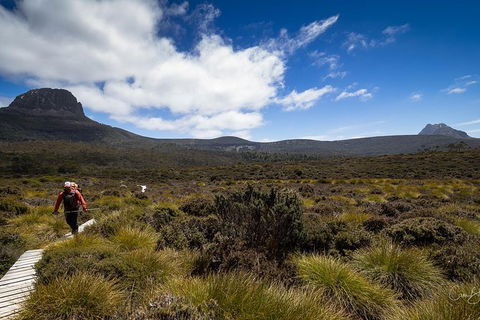 6-Day Overland Track PhotoTour - Accommodation Yamba 0