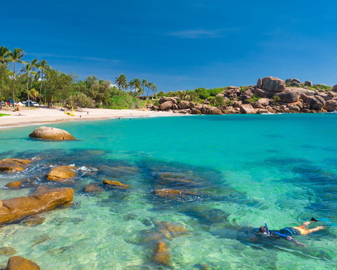 Horseshoe Bay - Bowen - Accommodation Yamba 0