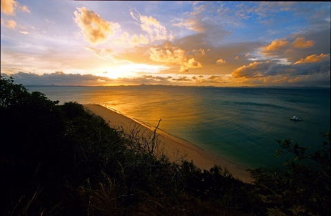 North Keppel Island Hilltop Trail - Accommodation Yamba 0