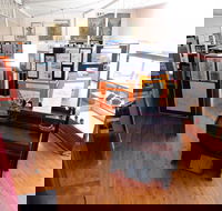 Stewarts Visitor Information and Gallery - Accommodation Yamba