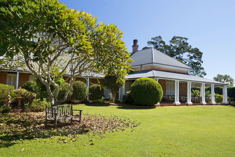 Historic Ormiston House - Accommodation Yamba 1