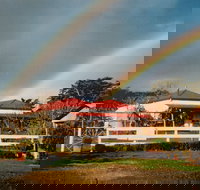 Stefani Hilltop Gallery - Accommodation Yamba