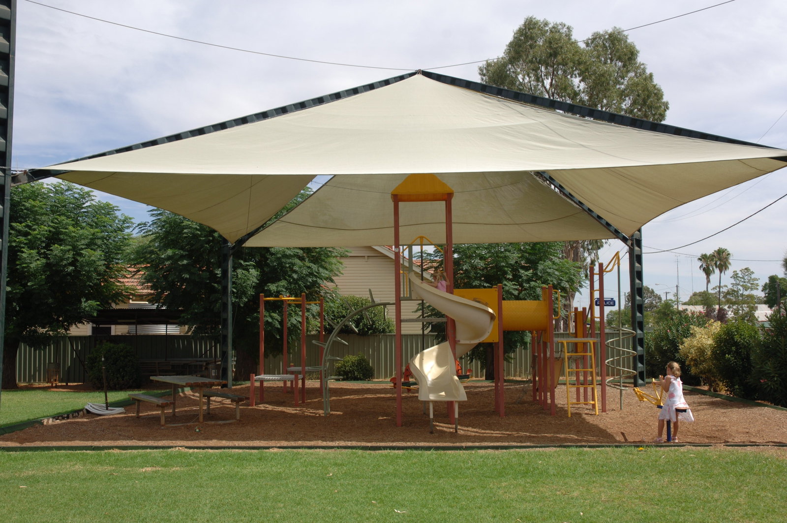 Tottenham NSW Accommodation Yamba
