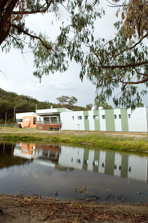 Varias Restaurant And Function Centre At The Queensland College Of Wine Tourism - Accommodation Yamba 2