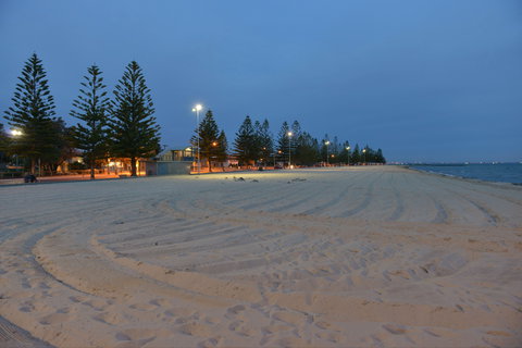 Altona Beach - Accommodation Yamba 1