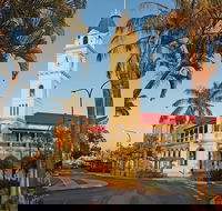 Bundaberg to Childers and Woodgate Day Trip - Accommodation Yamba