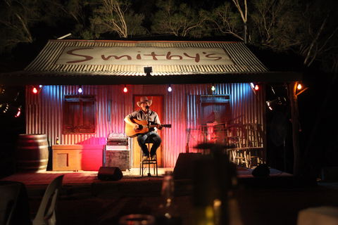 Smithy's Outback Dinner And Show - Accommodation Yamba 2
