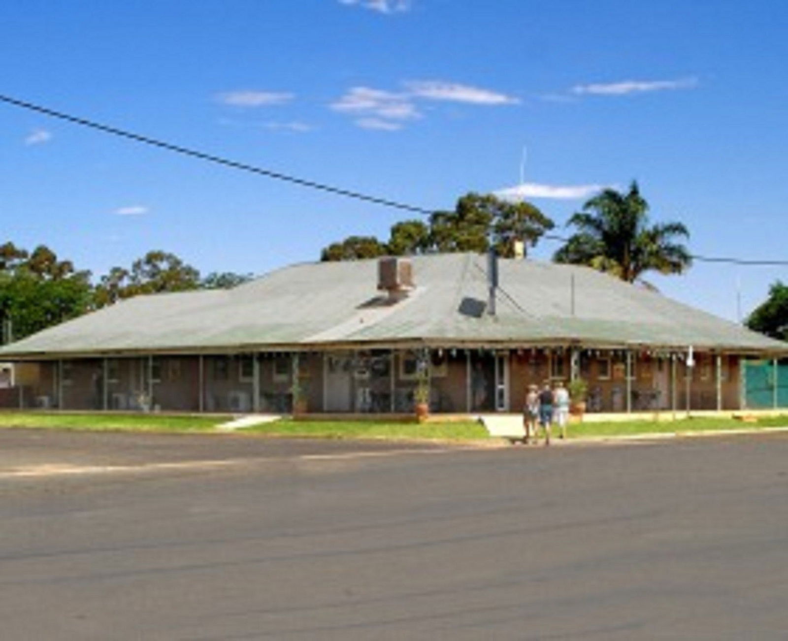 Tullibigeal NSW Accommodation Yamba
