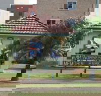 Bundaberg War Nurses Memorial and Park - Accommodation Yamba