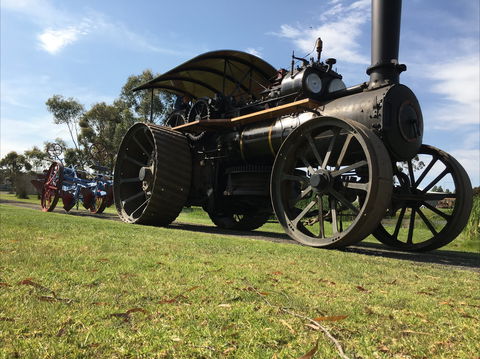 Melbourne Steam Traction Engine Club - Accommodation Yamba 0