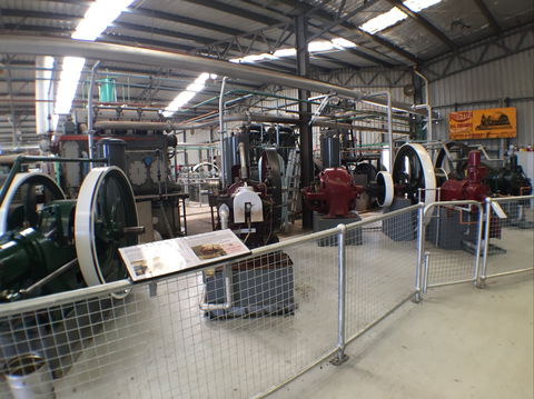 Melbourne Steam Traction Engine Club - Accommodation Yamba 1