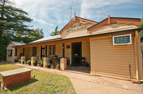 Parkside Cottage Museum - Accommodation Yamba 0