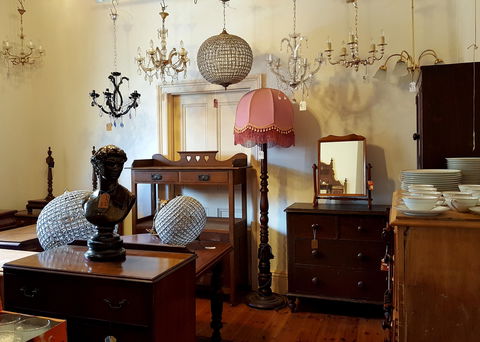 Tansley & Co Vintage Merchants - Accommodation Yamba 1