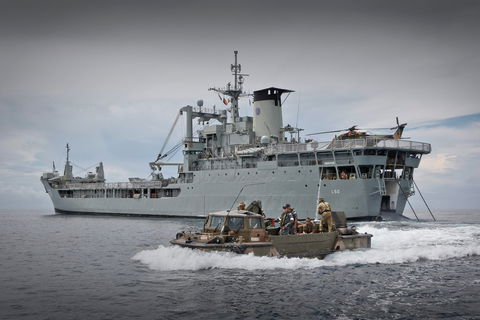 HMAS Tobruk Dive - Accommodation Yamba 2