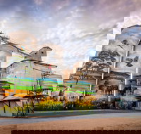 Grenfell Commodities Silos - Accommodation Yamba