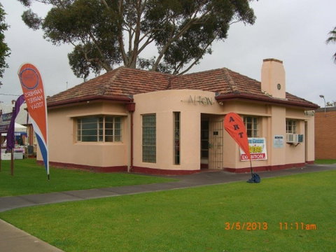 Alton Gallery Echuca - Accommodation Yamba 0