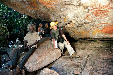 Arnhem Land Injalak Hill Full-Day Tour From Jabiru - Accommodation Yamba 3