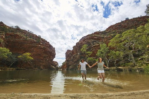 Full-Day West MacDonnell Ranges Tour From Alice Springs - Accommodation Yamba 1