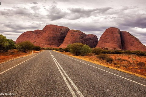5-Hour Kata Tjuta Sunrise Tour From Ayers Rock With Breakfast - Accommodation Yamba 4