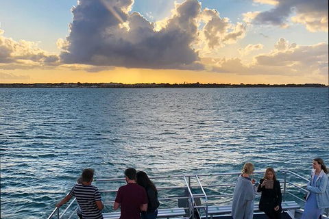 Sunset Twilight Cruise In Hervey Bay - Accommodation Yamba 4