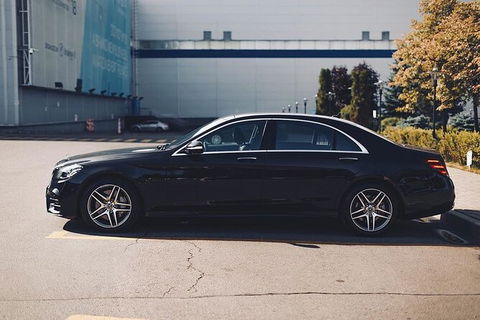 Departure Private Transfers: Adelaide To Adelaide Airport ADL In Business Car - Accommodation Yamba 0
