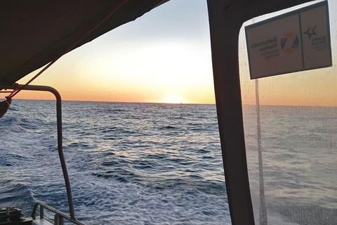 Sunset Geraldton Harbour Cruise - Accommodation Yamba 3