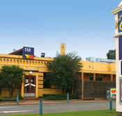Castello's at Pakenham - Accommodation Yamba