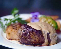 D'Arcy Arms - Accommodation Yamba 3