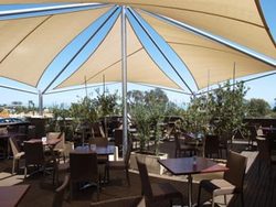 Daveys Hotel - Accommodation Yamba 3