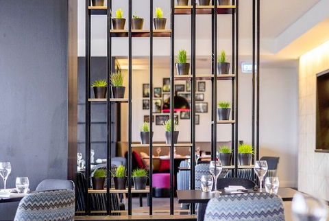 MRepublic Restaurant, Bar And Lounge - Accommodation Yamba 3
