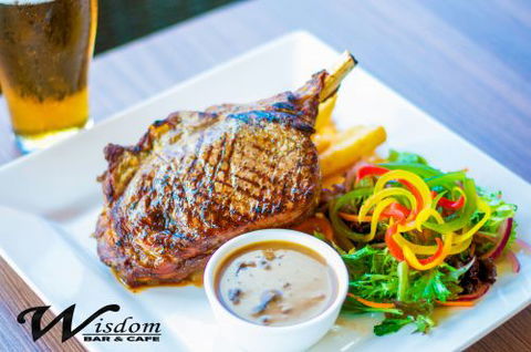 PAUL'S SEAFOOD ON GOUGER - Accommodation Yamba 1