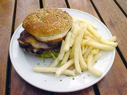 Robin Hood Hotel - Accommodation Yamba 3