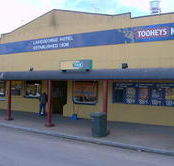 The Lake George Hotel - Accommodation Yamba