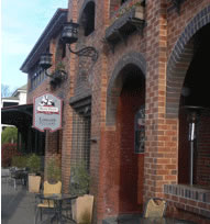 Berry Hotel - Accommodation Yamba 1