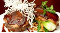 Marine Hotel - Accommodation Yamba 2