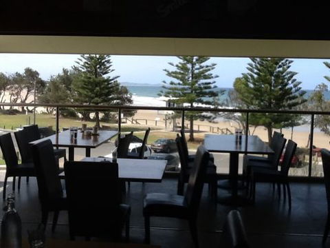 Mollymook Golf Club - Accommodation Yamba 3