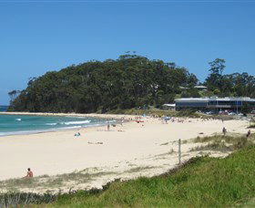 Mollymook Golf Club - Accommodation Yamba 1