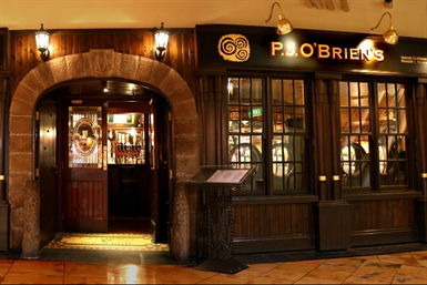 P J O'Briens Irish Pub & Side Bar - Accommodation Yamba 0
