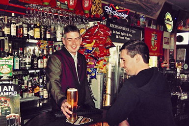 Victoria Hotel - Accommodation Yamba 0